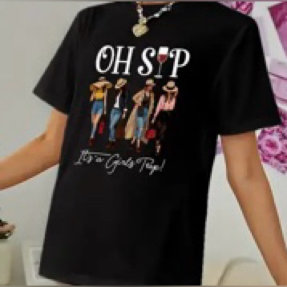 🔴 “Oh S🍷p… It’s a Girl’s Trip” Black Graphic T-Shirt - Picture 3 of 7